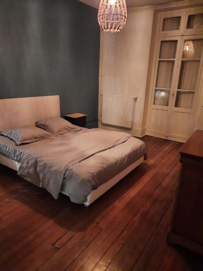 Appartement Jean Paul Sarthe Chalon-sur-Saône Exteriör bild