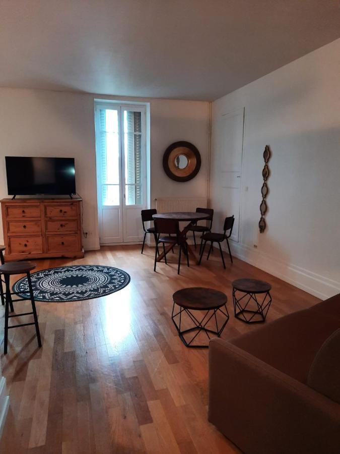Appartement Jean Paul Sarthe Chalon-sur-Saône Exteriör bild